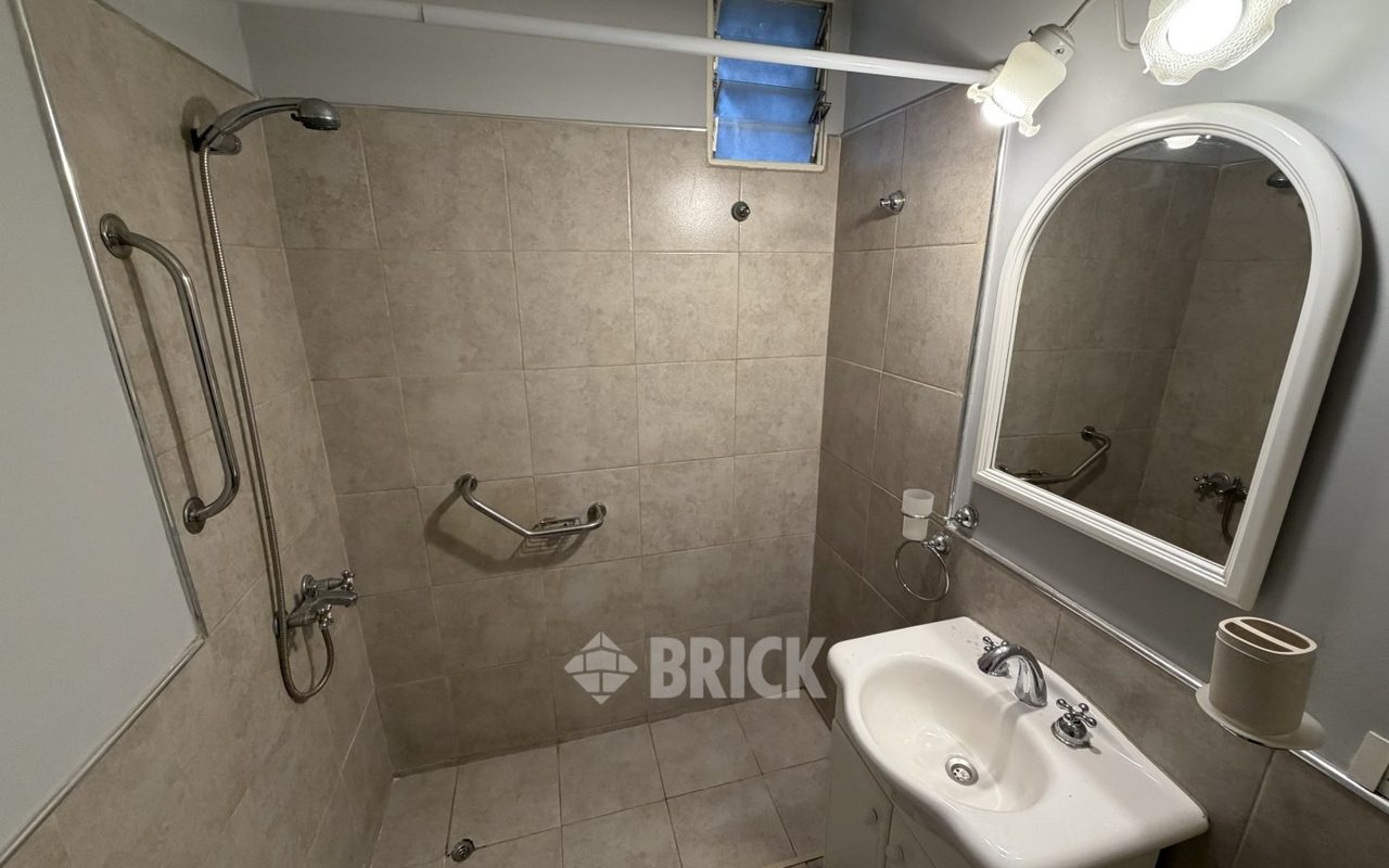 BILLINGHURST al 2300 Piso 5 18