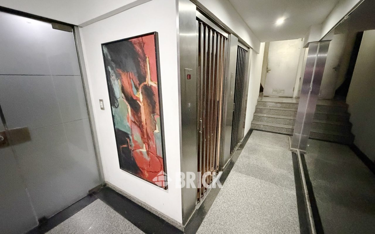 BILLINGHURST al 2300 Piso 5 22