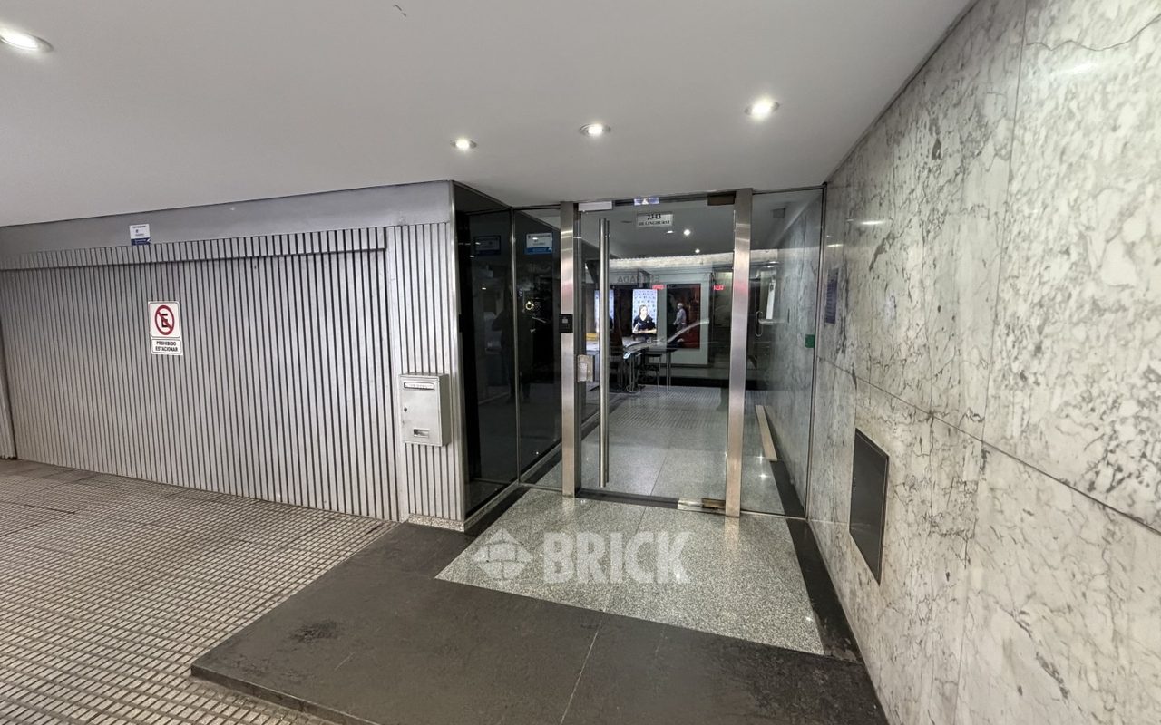 BILLINGHURST al 2300 Piso 5 23