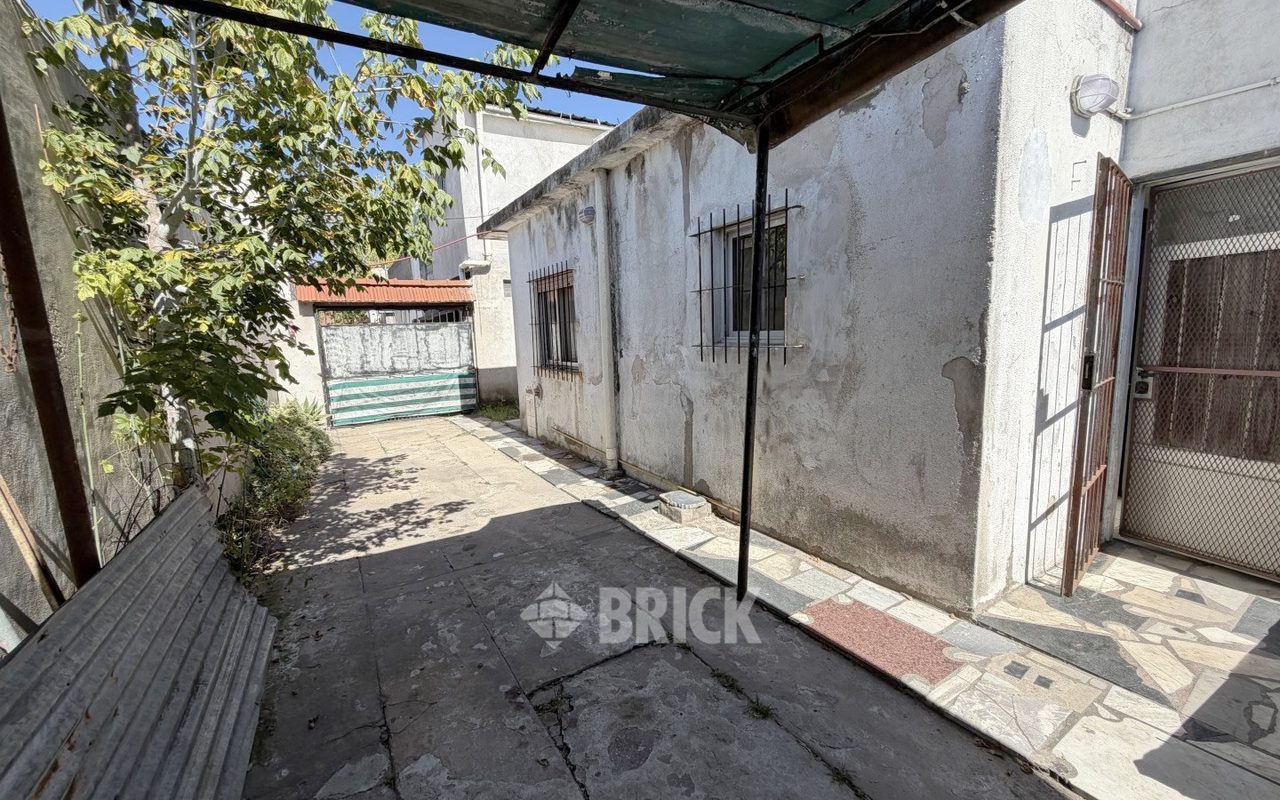 LOS ANDES al 1500 Piso PB 20