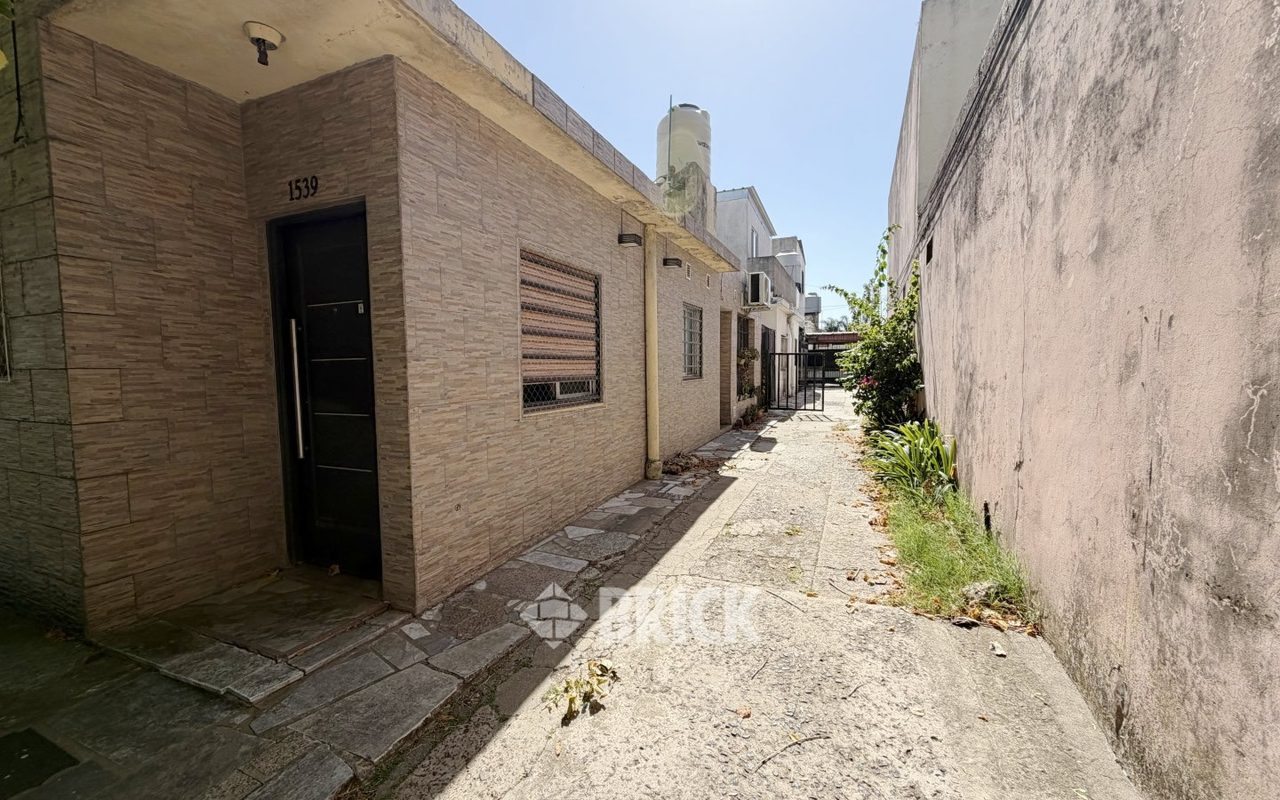 LOS ANDES al 1500 Piso PB 28