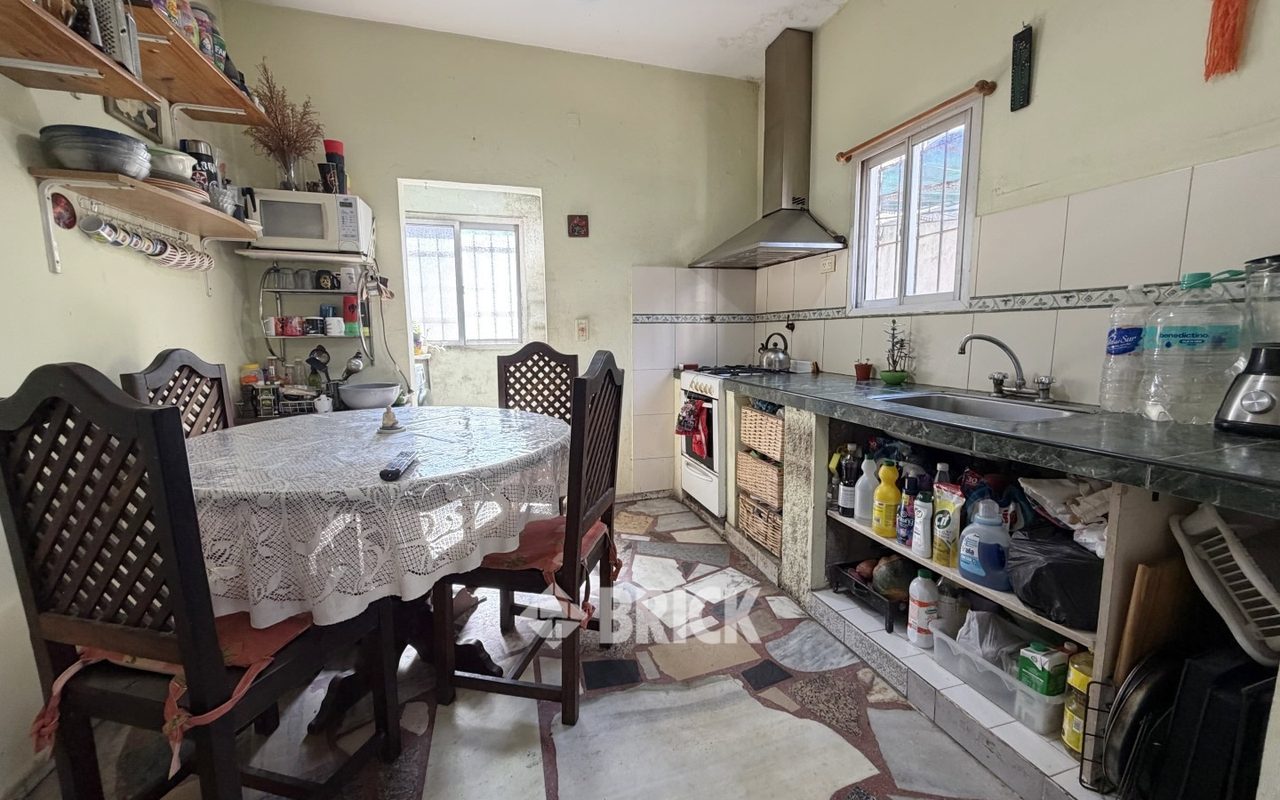 LOS ANDES al 1500 Piso PB 5