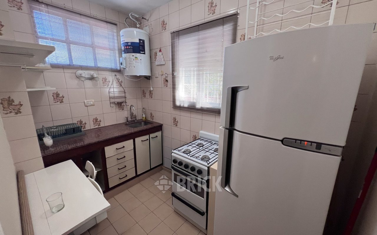 THAMES al 1800 Piso 3 11