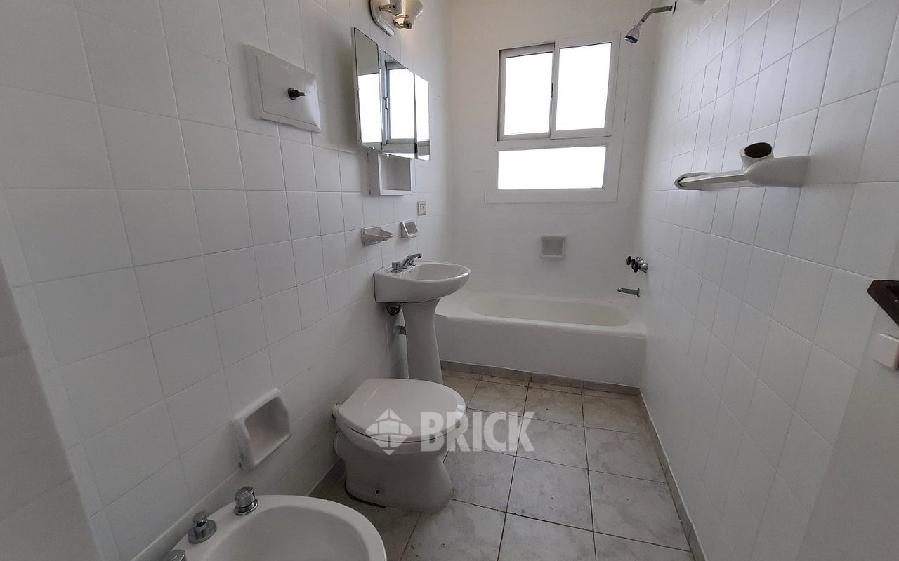 LARREA al 900 Piso 12 12