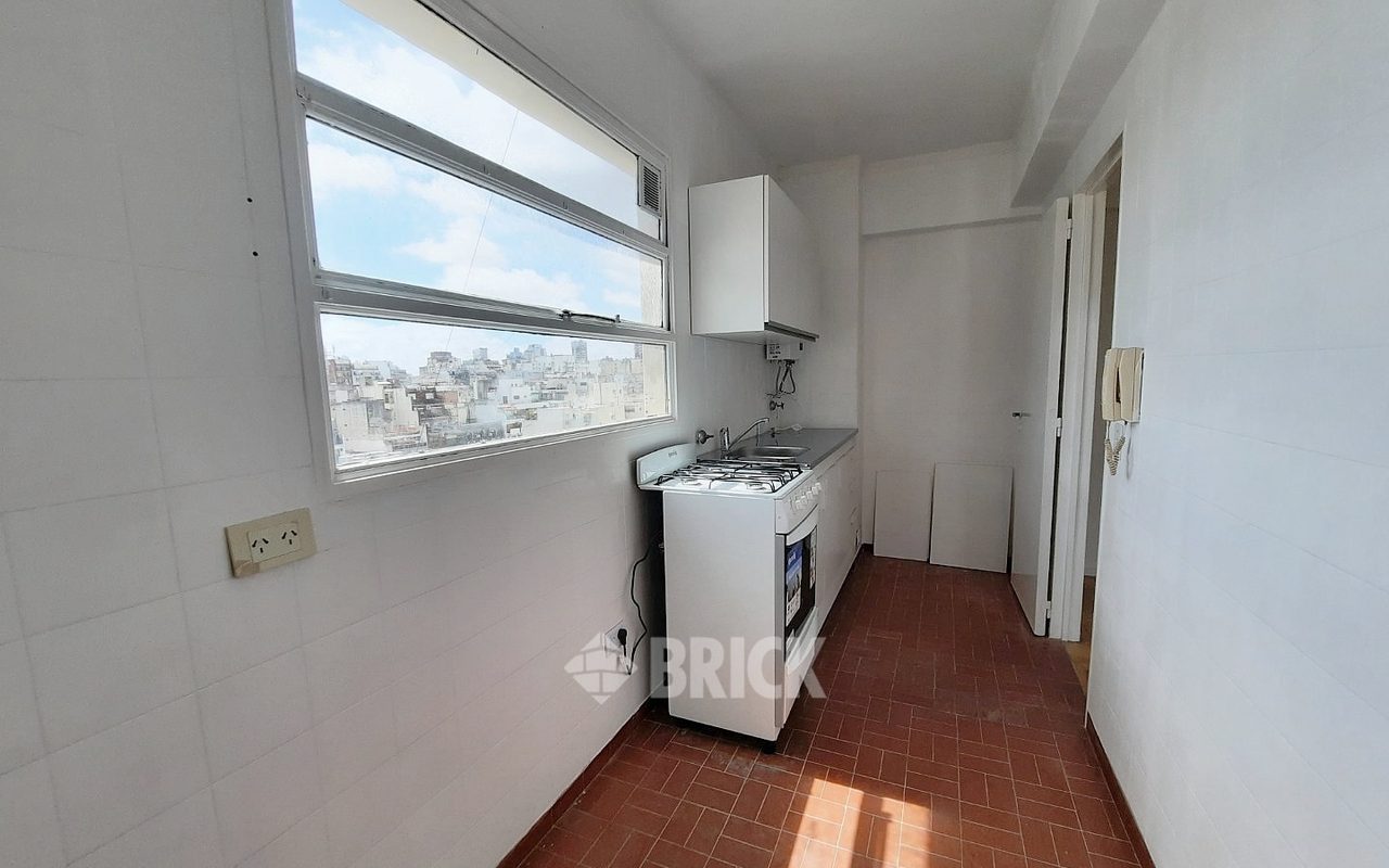 LARREA al 900 Piso 12 18