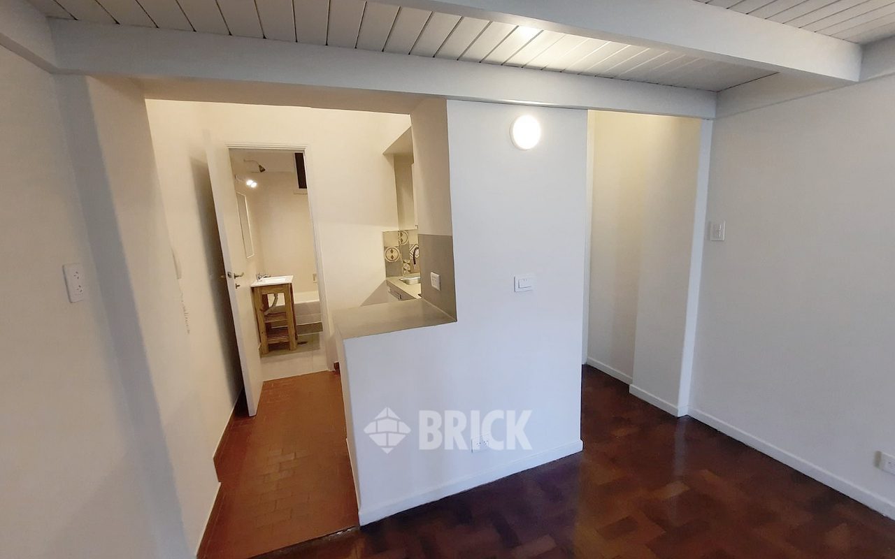 AZCUENAGA al 900 Piso 3 12