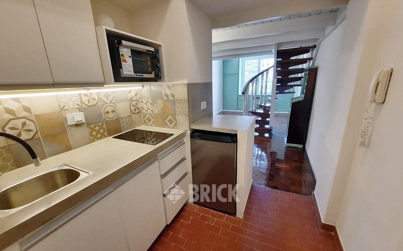 AZCUENAGA al 900 Piso 3 17