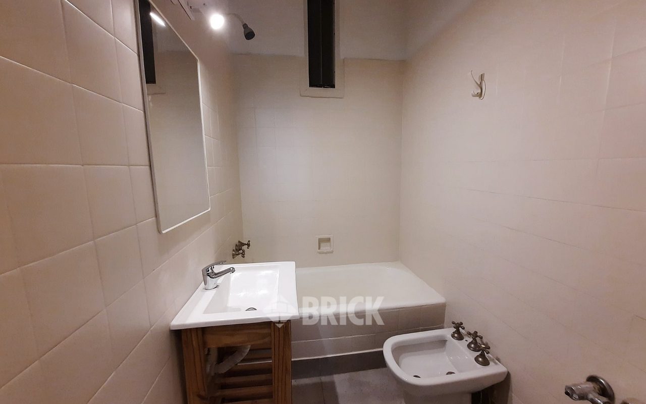 AZCUENAGA al 900 Piso 3 19