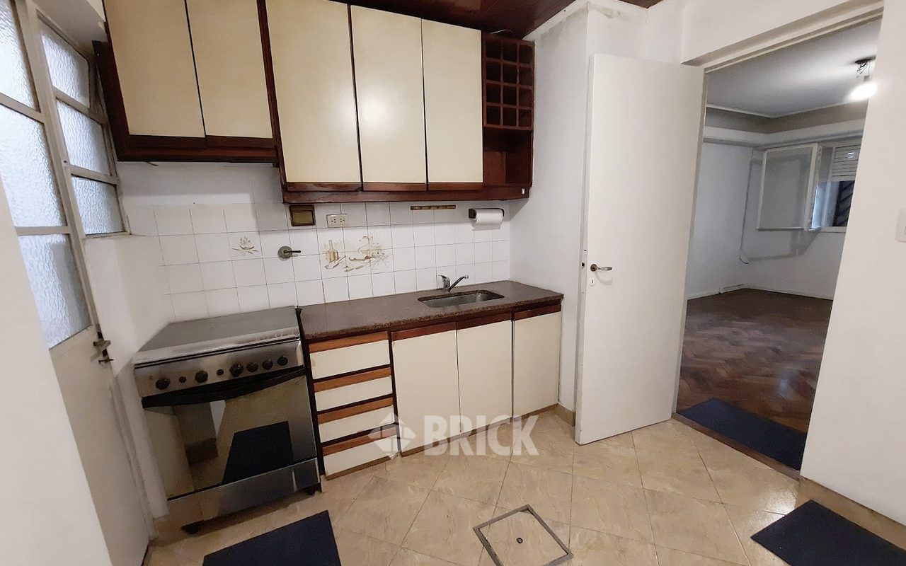 CESPEDES al 3400 Piso PB 12