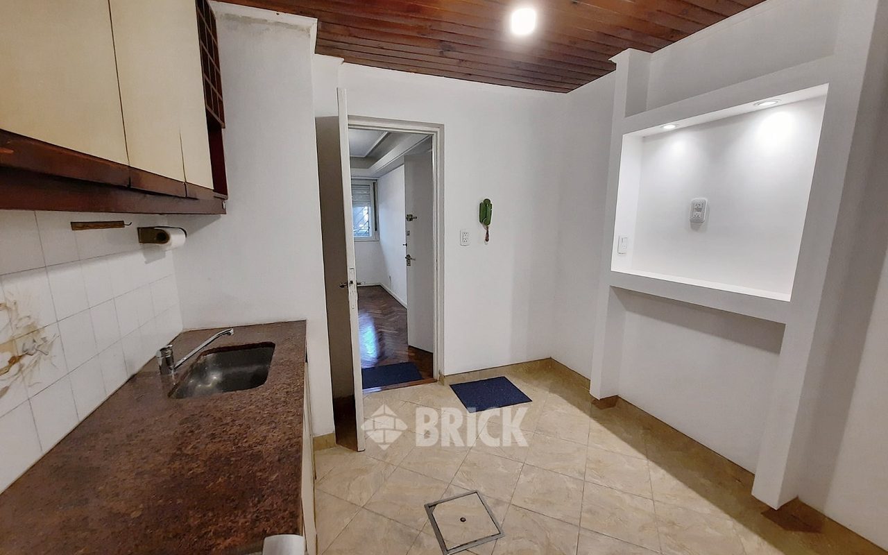 CESPEDES al 3400 Piso PB 13