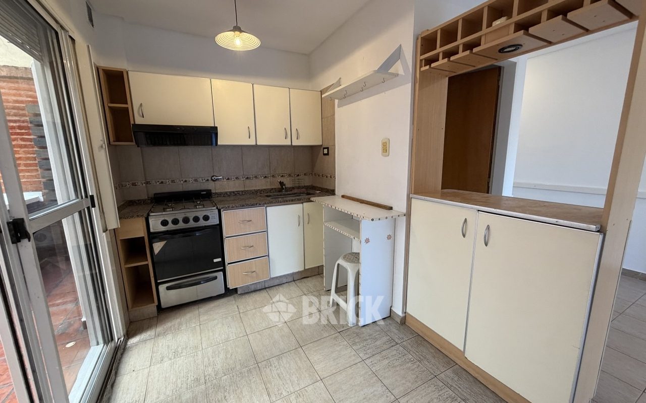 NEWBERY, JORGE, AV. al 3900 Piso 2 10