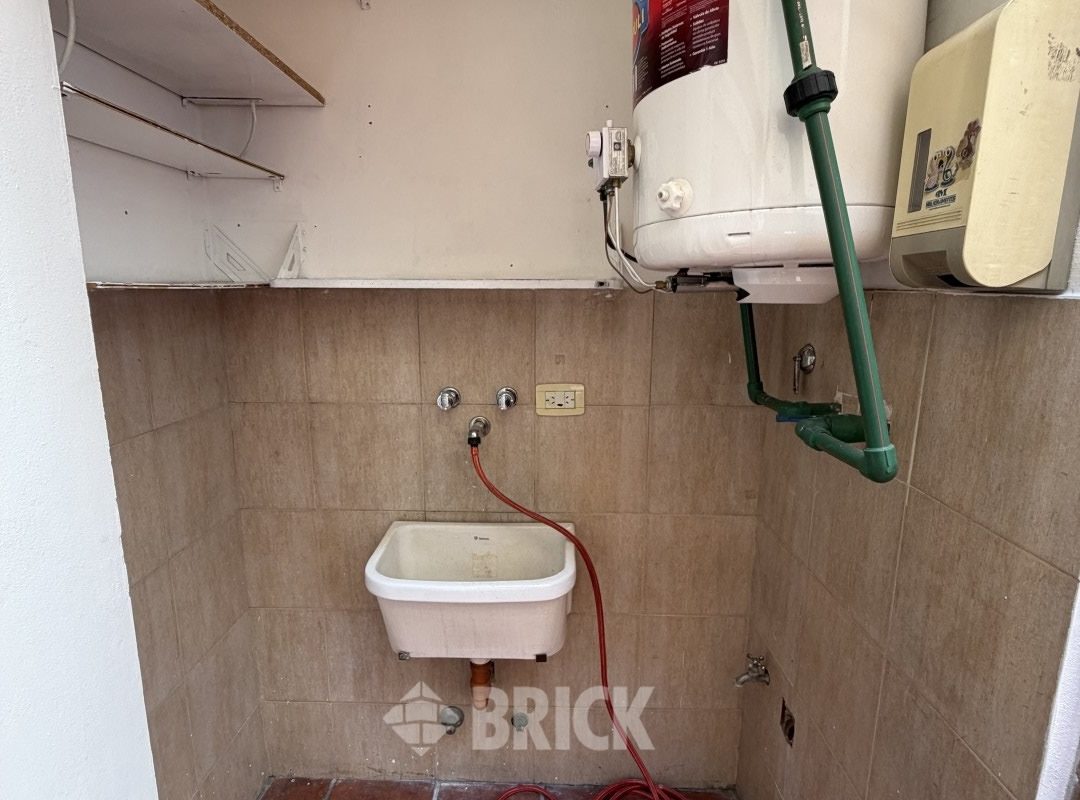 NEWBERY, JORGE, AV. al 3900 Piso 2 18