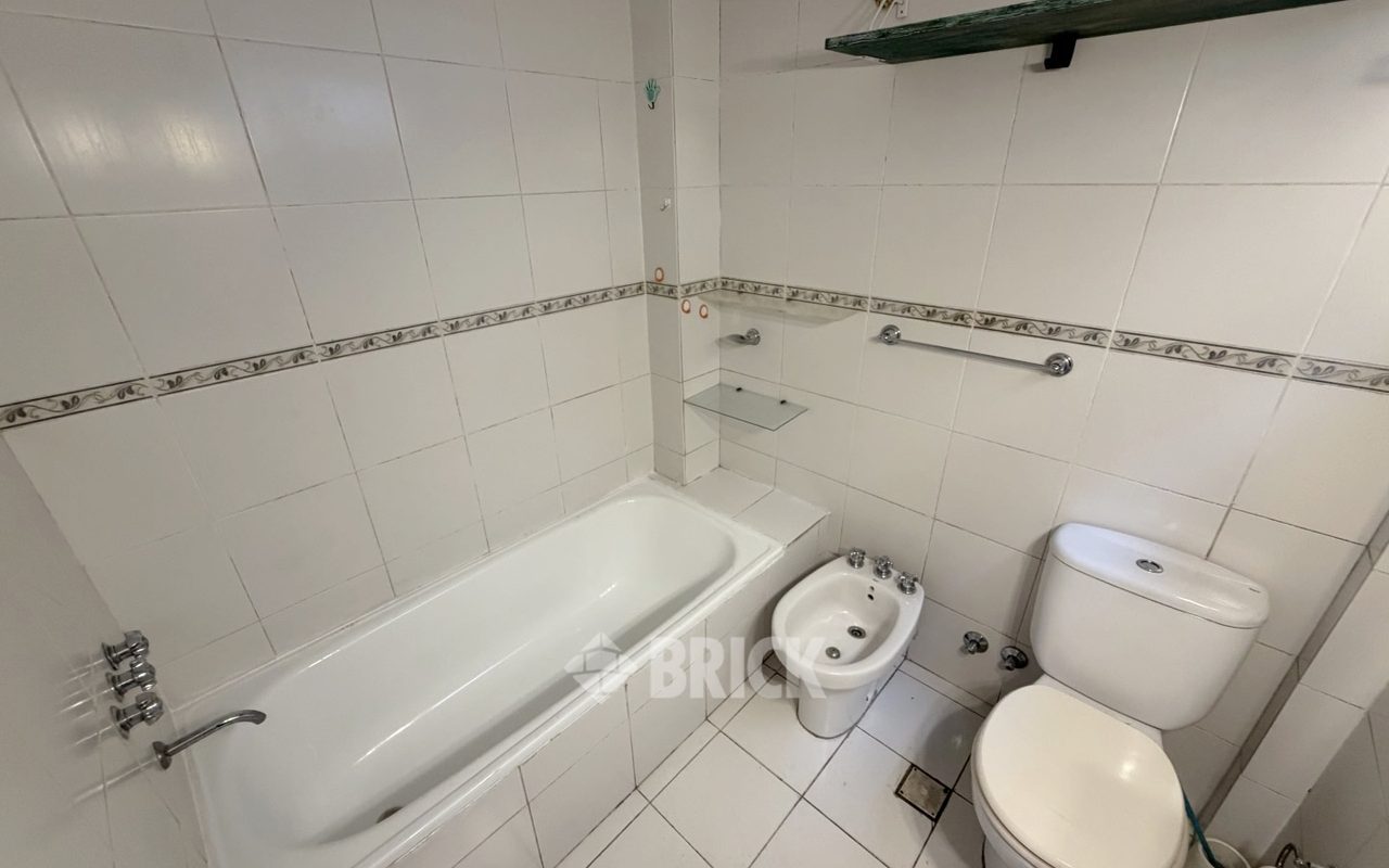 NEWBERY, JORGE, AV. al 3900 Piso 2 23