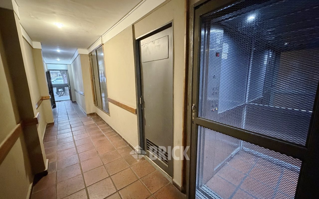 NEWBERY, JORGE, AV. al 3900 Piso 2 27