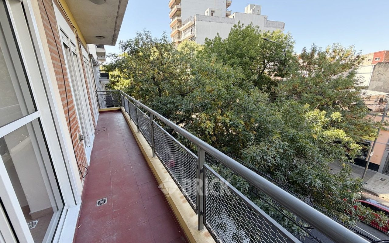 NEWBERY, JORGE, AV. al 3900 Piso 2 8