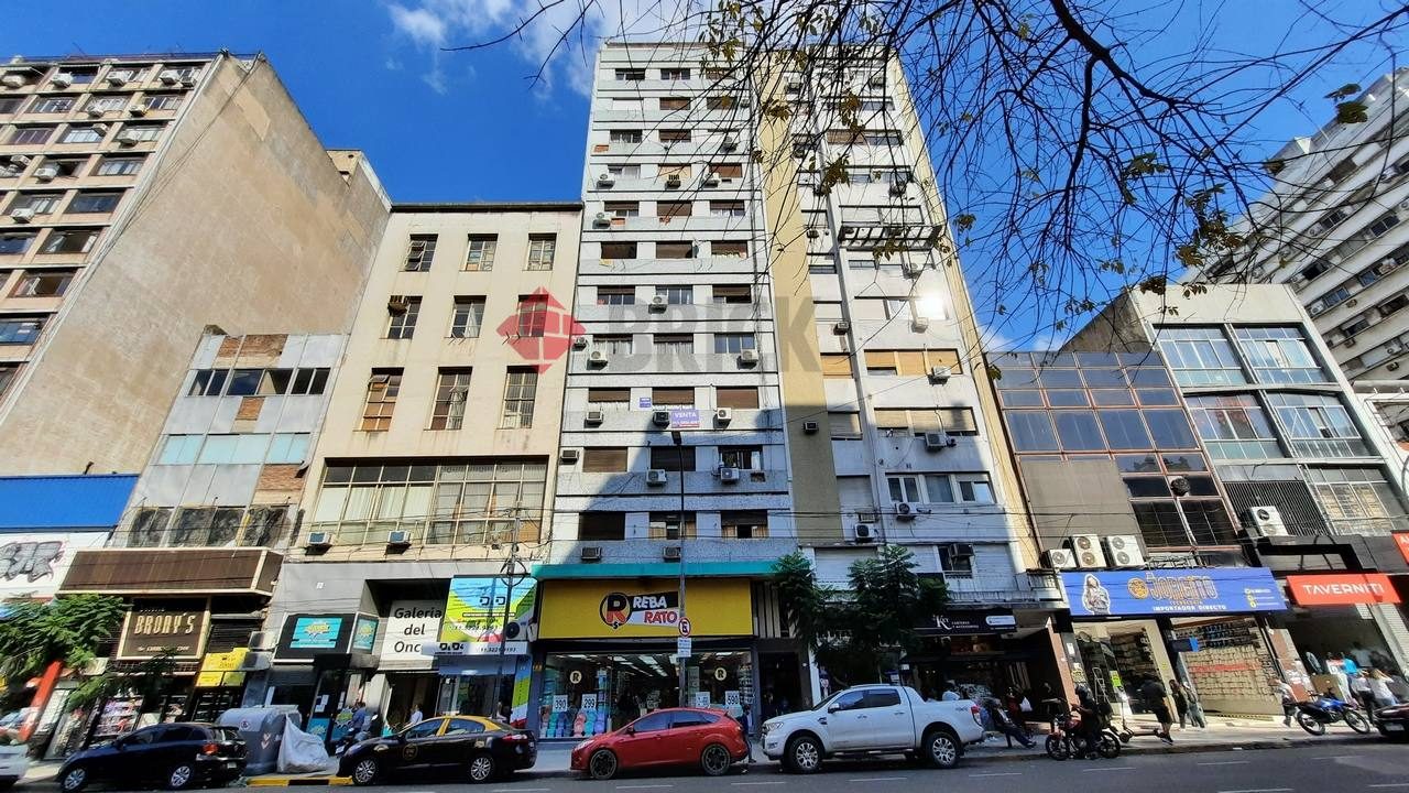 CORRIENTES, AV. al 2300 Piso 13 16