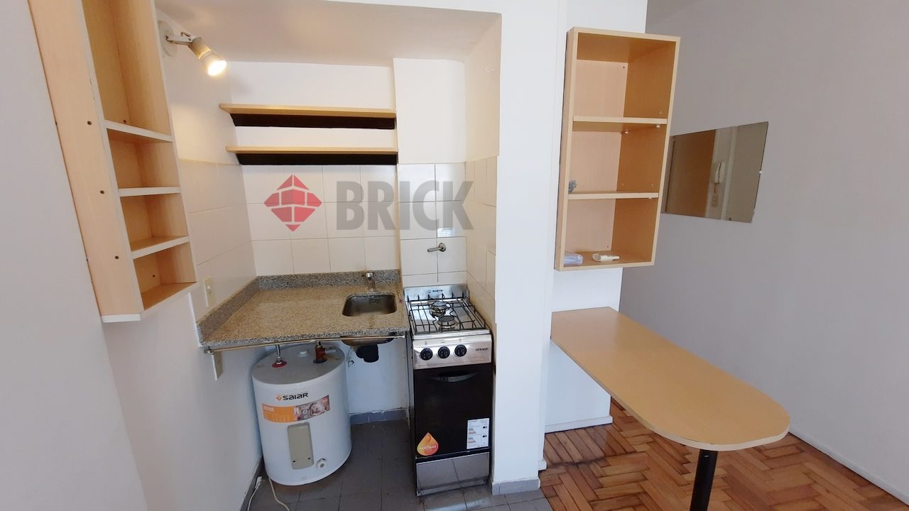 CORRIENTES, AV. al 2300 Piso 13 7