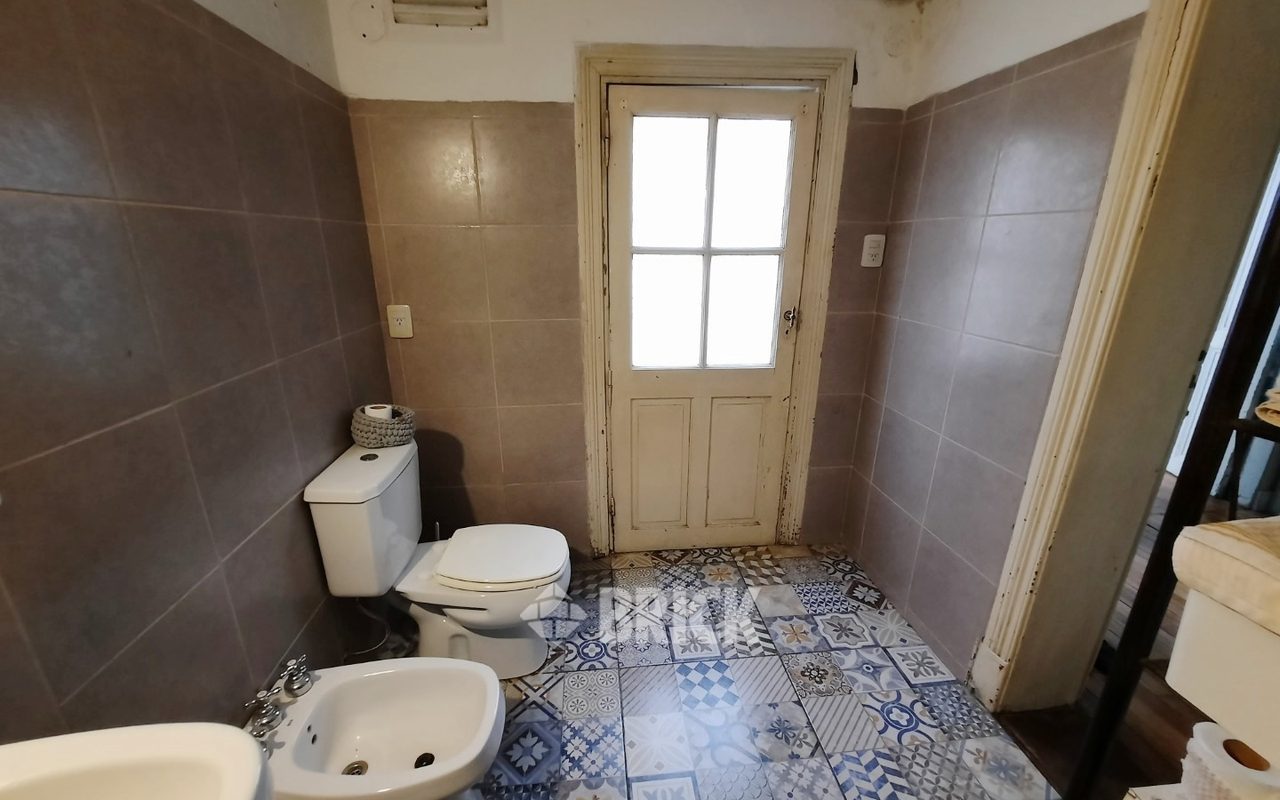 MARTI, JOSE al 400 Piso PB 11