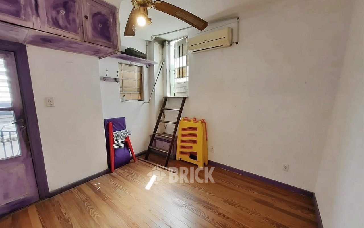 MARTI, JOSE al 400 Piso PB 21