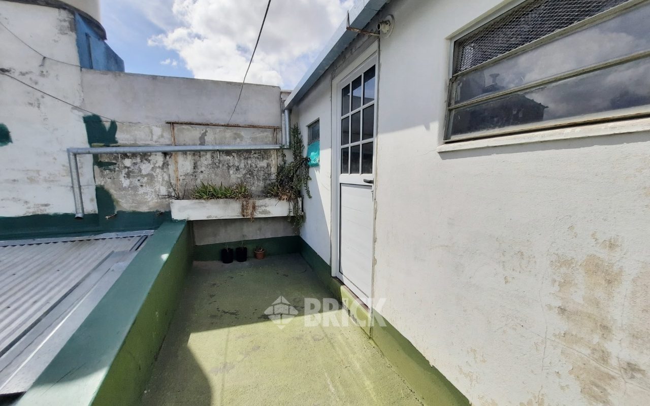 MARTI, JOSE al 400 Piso PB 27