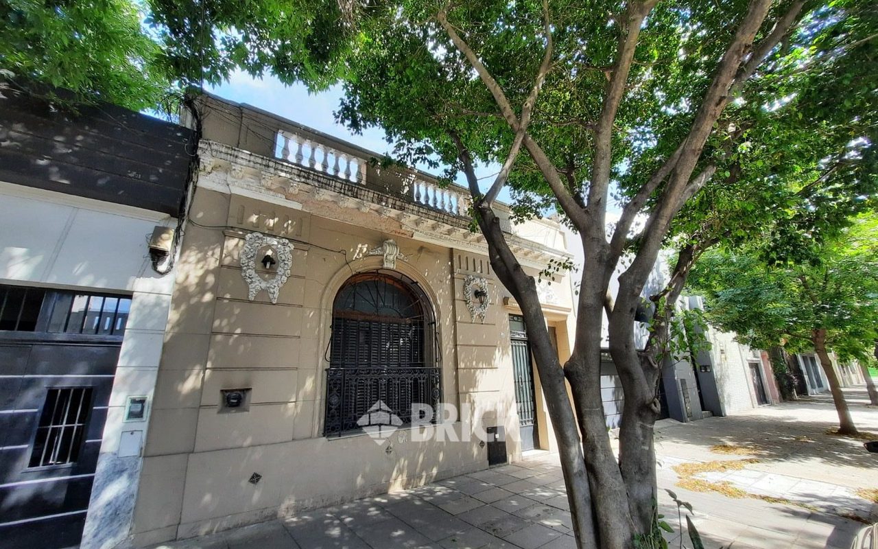 MARTI, JOSE al 400 Piso PB 32