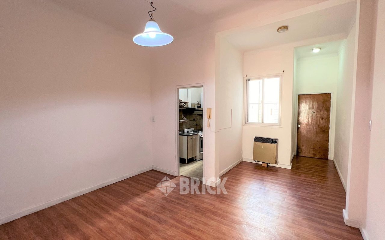 AZCUENAGA al 200 Piso 1 1