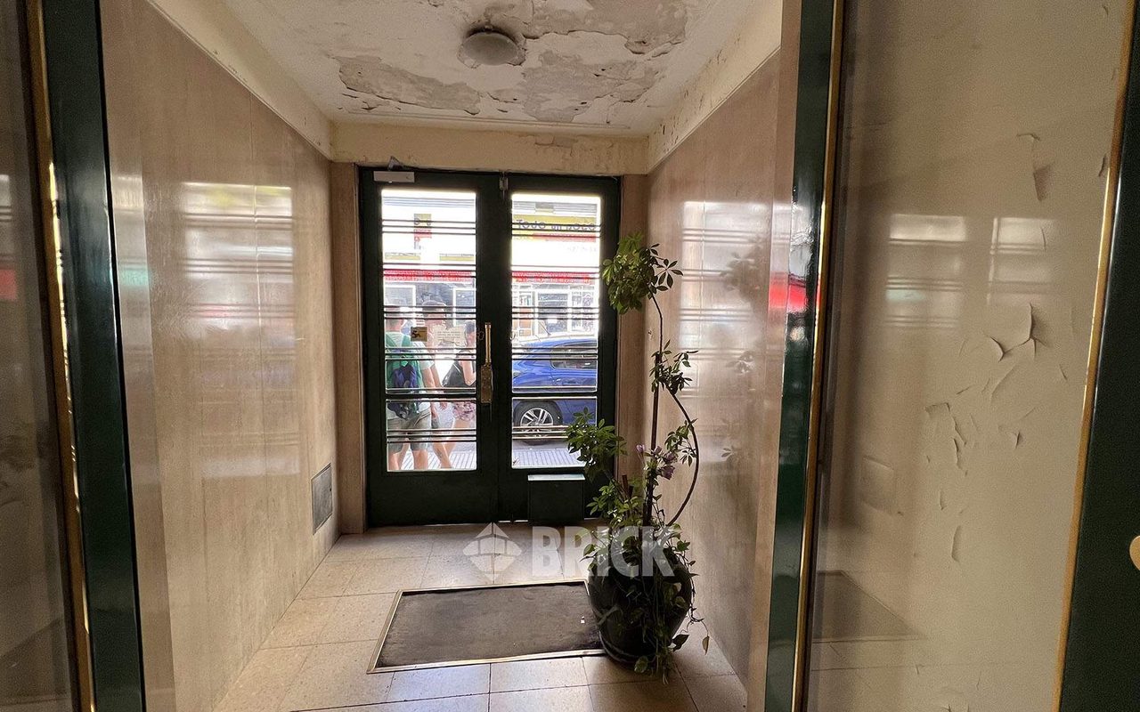 AZCUENAGA al 200 Piso 1 14