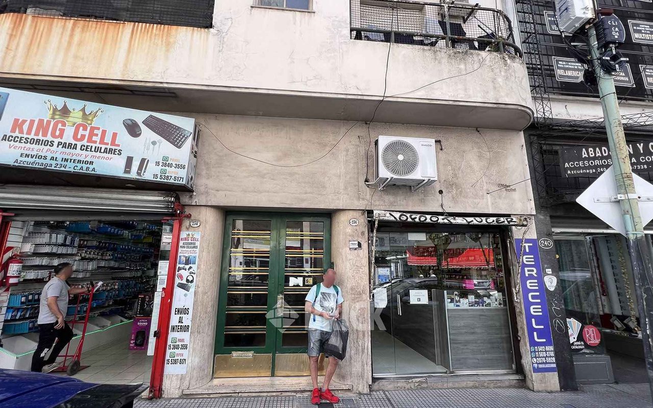 AZCUENAGA al 200 Piso 1 15