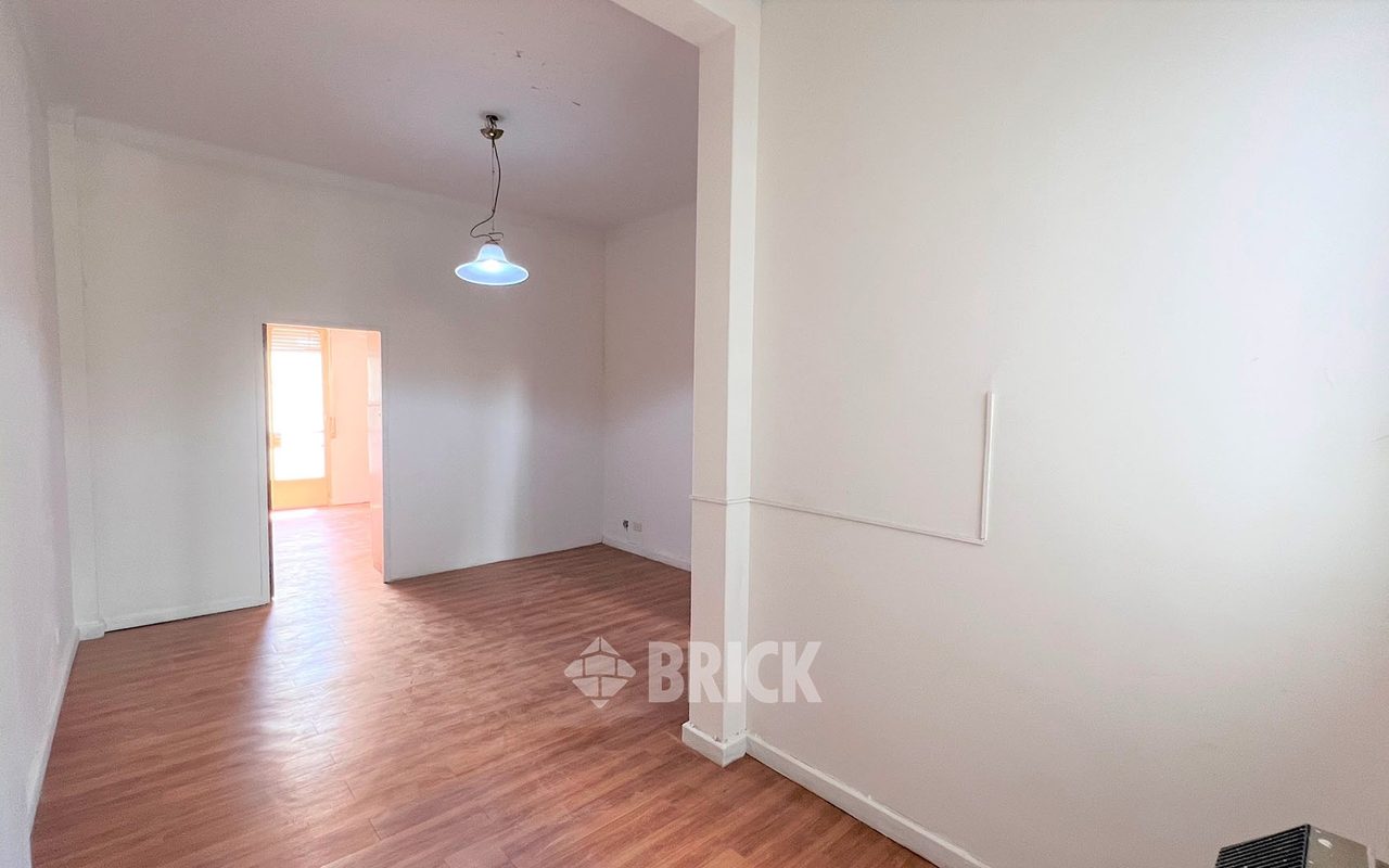 AZCUENAGA al 200 Piso 1 3