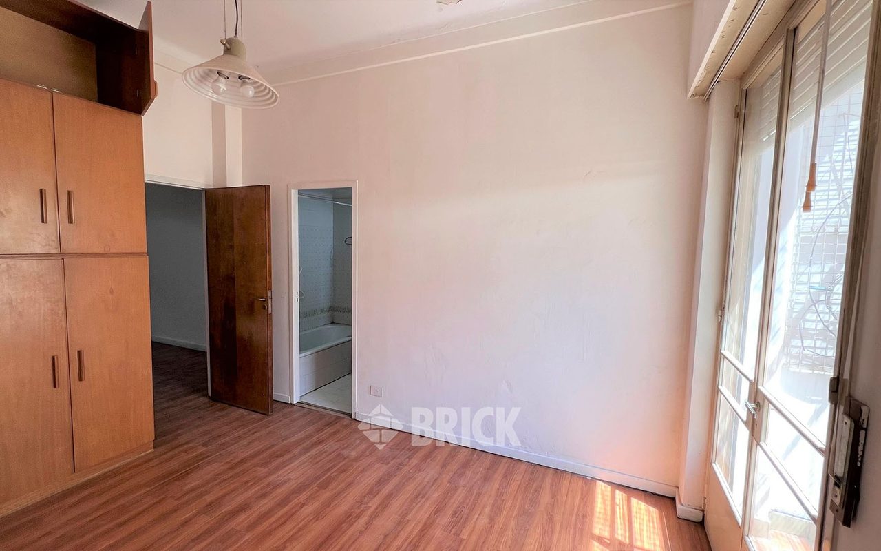 AZCUENAGA al 200 Piso 1 9