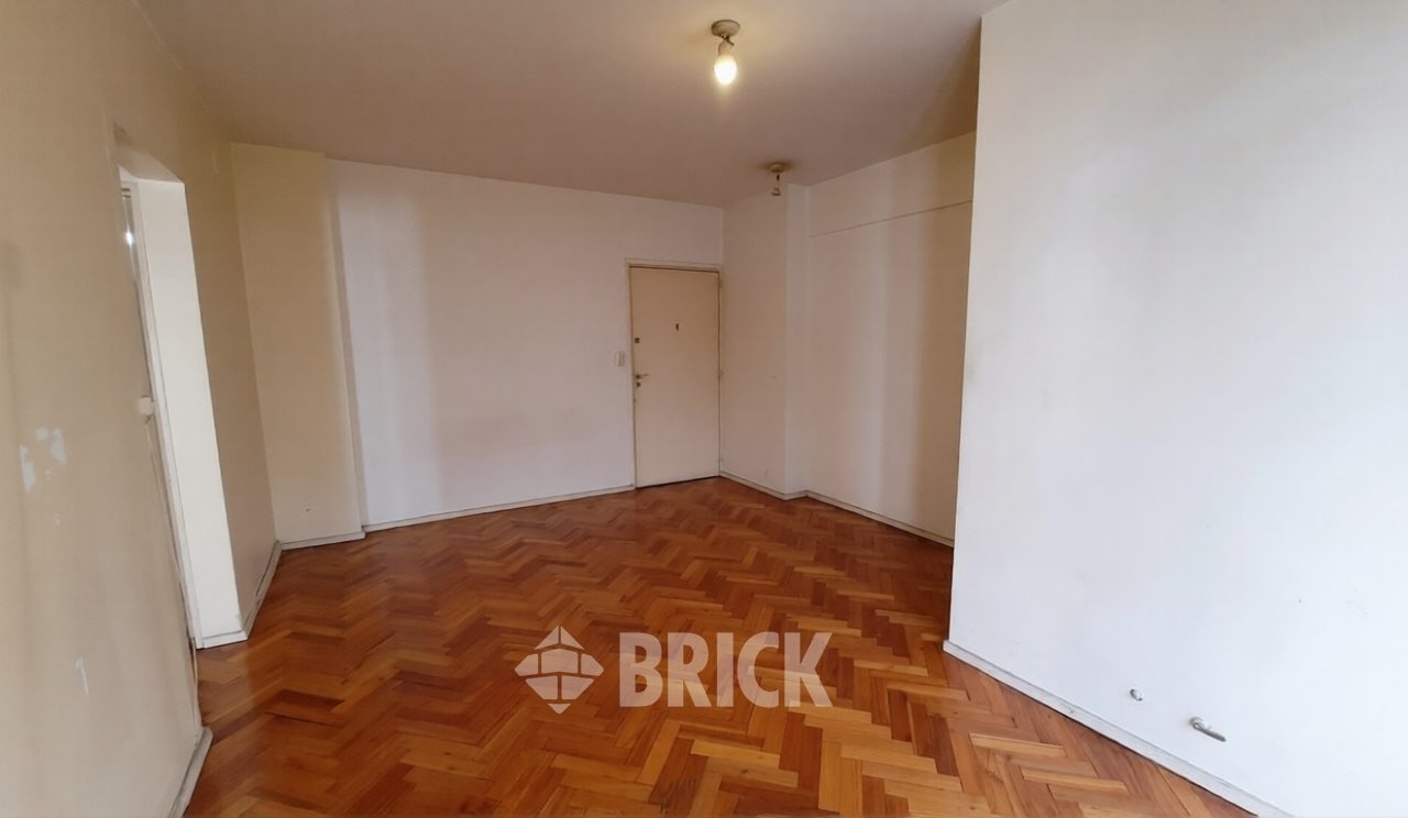 SUIPACHA al 700 Piso 6 5