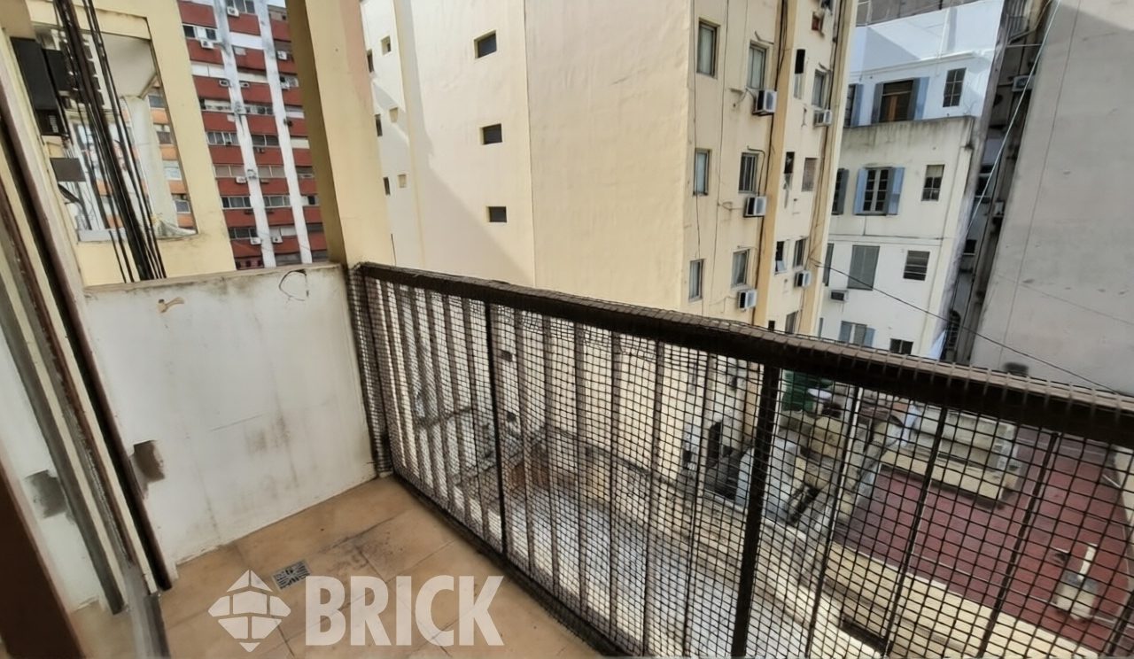 SUIPACHA al 700 Piso 6 7