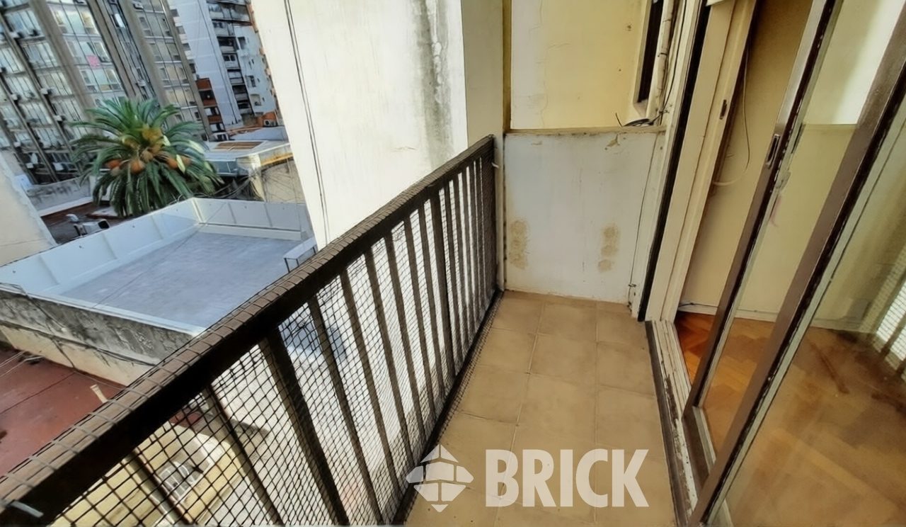 SUIPACHA al 700 Piso 6 8