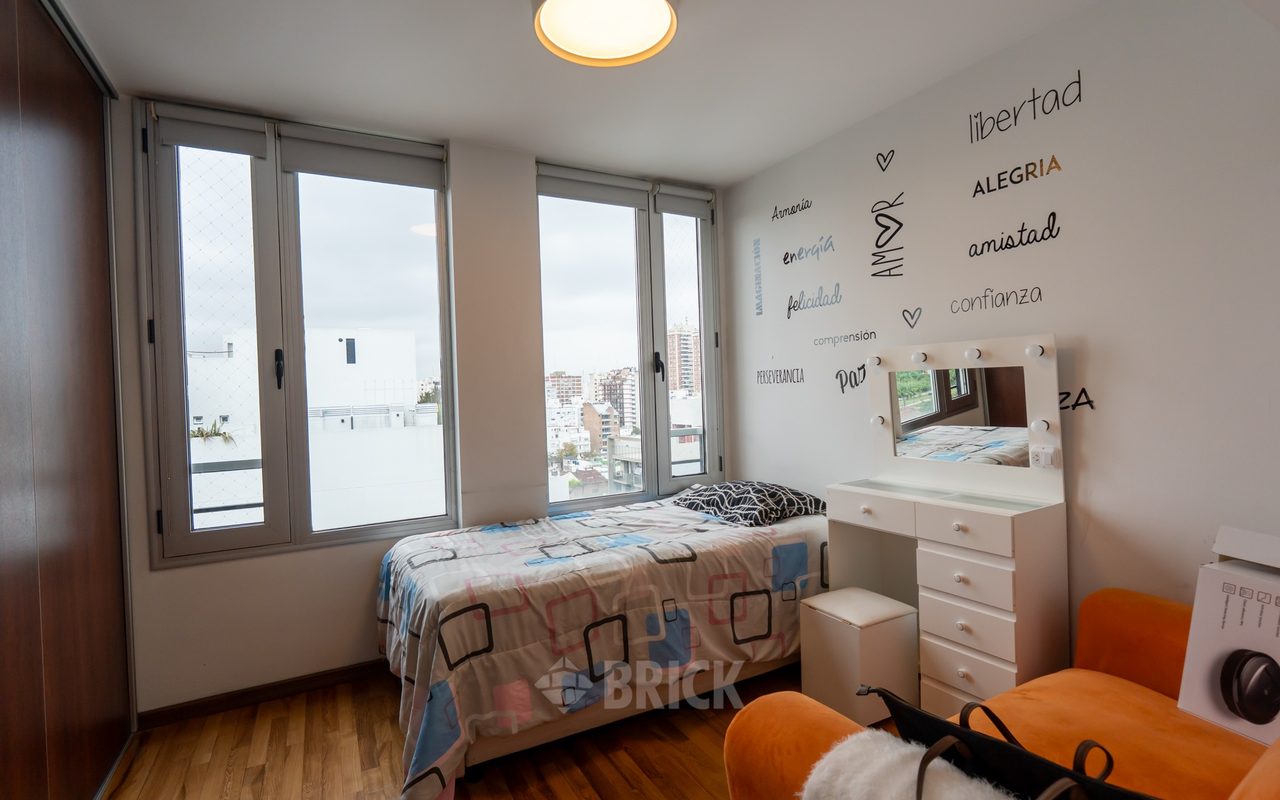 ALVAREZ, DONATO, T. GRAL. al 200 Piso 11 16