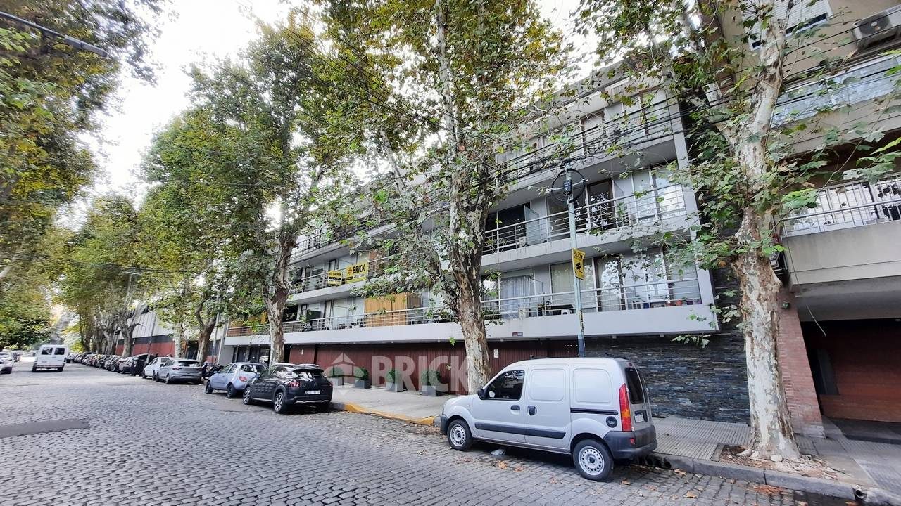 REPETTO, NICOLAS al 1000 Piso 2 31