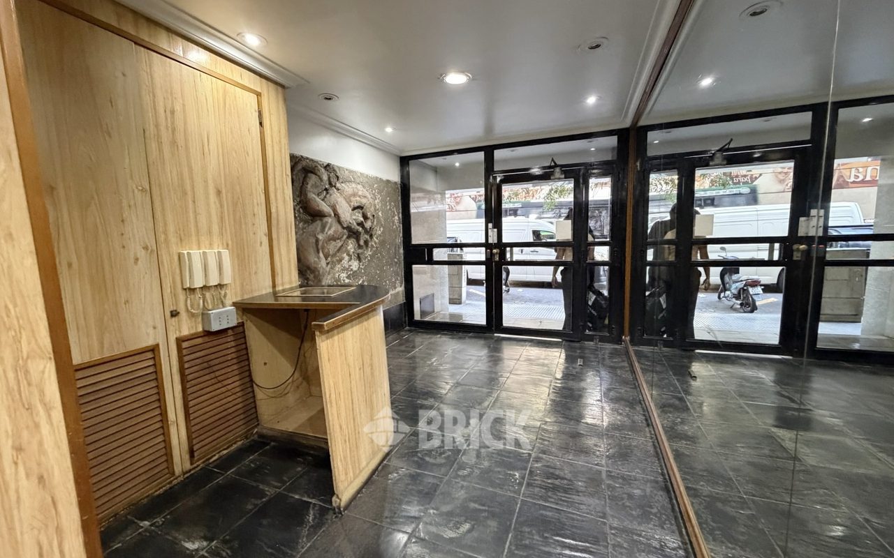 LA RIOJA al 100 Piso 7 16