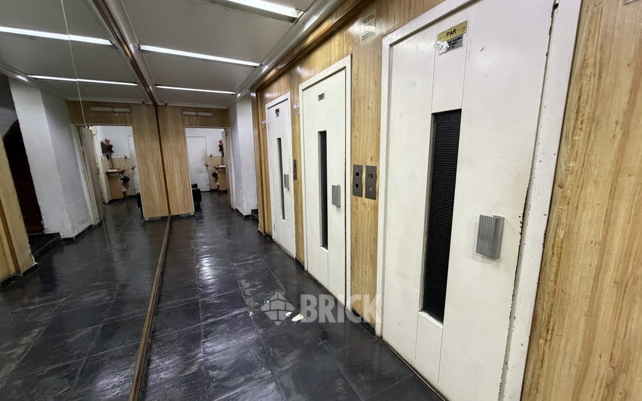 LA RIOJA al 100 Piso 7 18