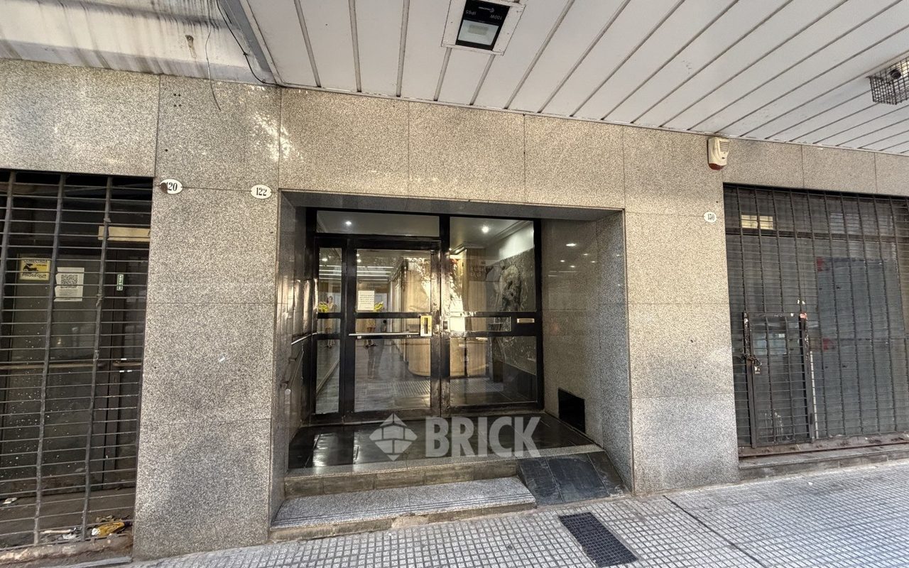 LA RIOJA al 100 Piso 7 19