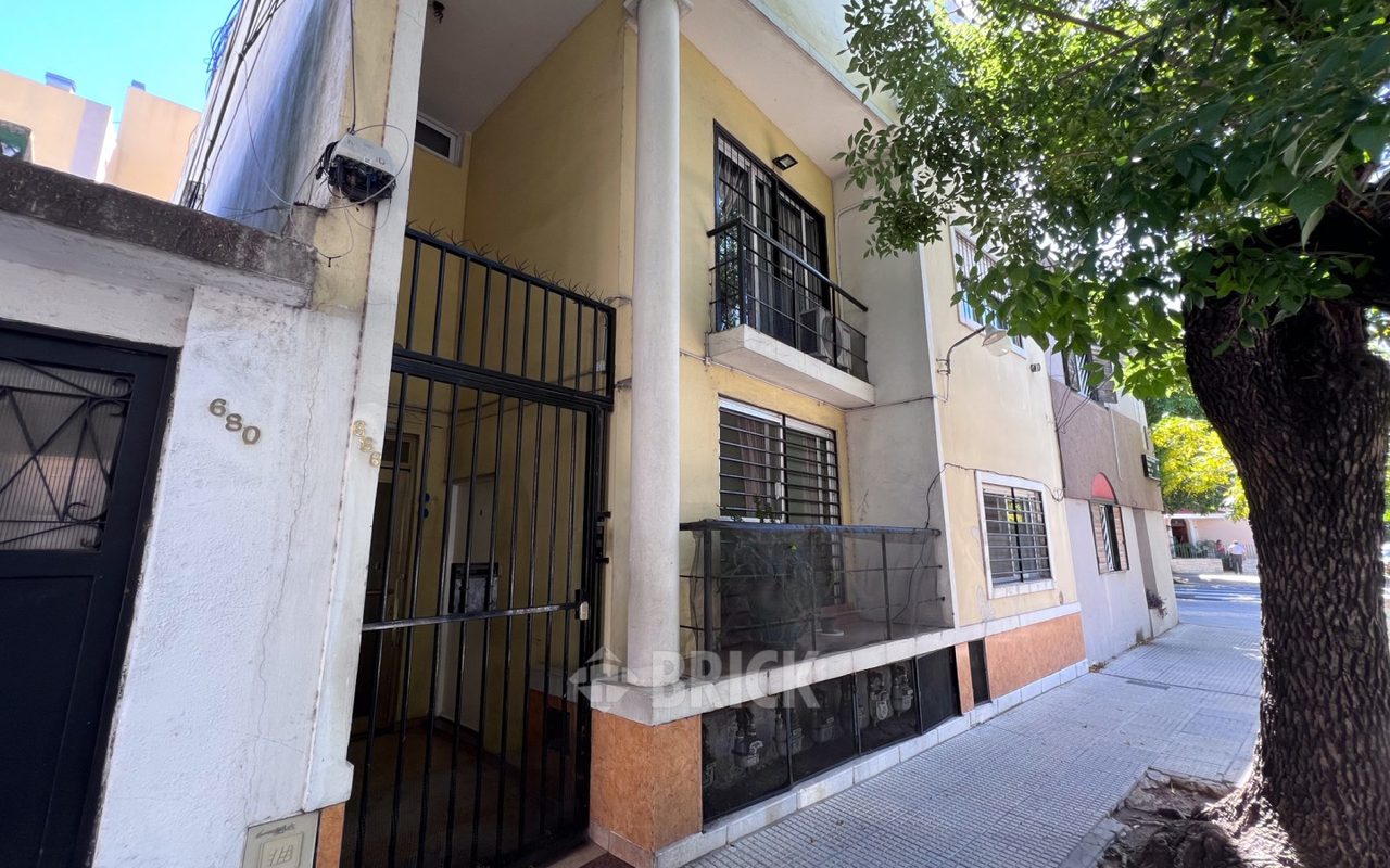 TRELLES, MANUEL al 600 Piso PB 11