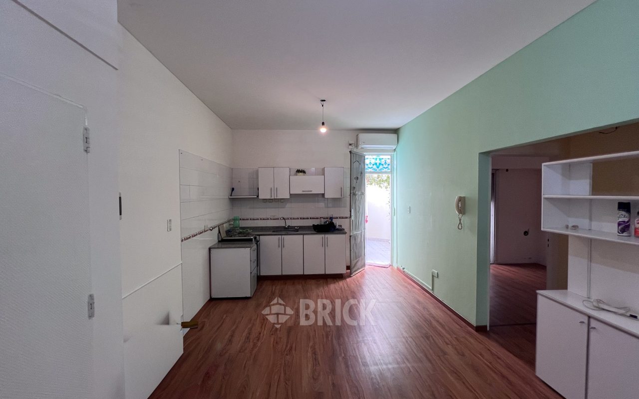 TRELLES, MANUEL al 600 Piso PB 3
