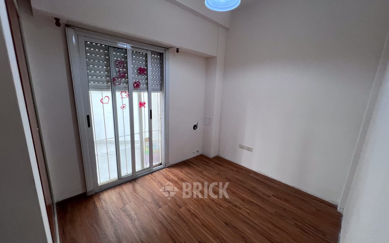 TRELLES, MANUEL al 600 Piso PB 7