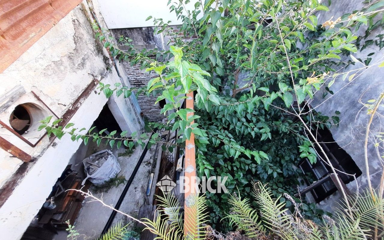 YRIGOYEN, HIPOLITO, AV. al 6600 14