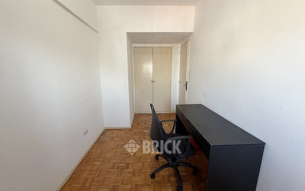 LARREA al 1000 Piso 12 13