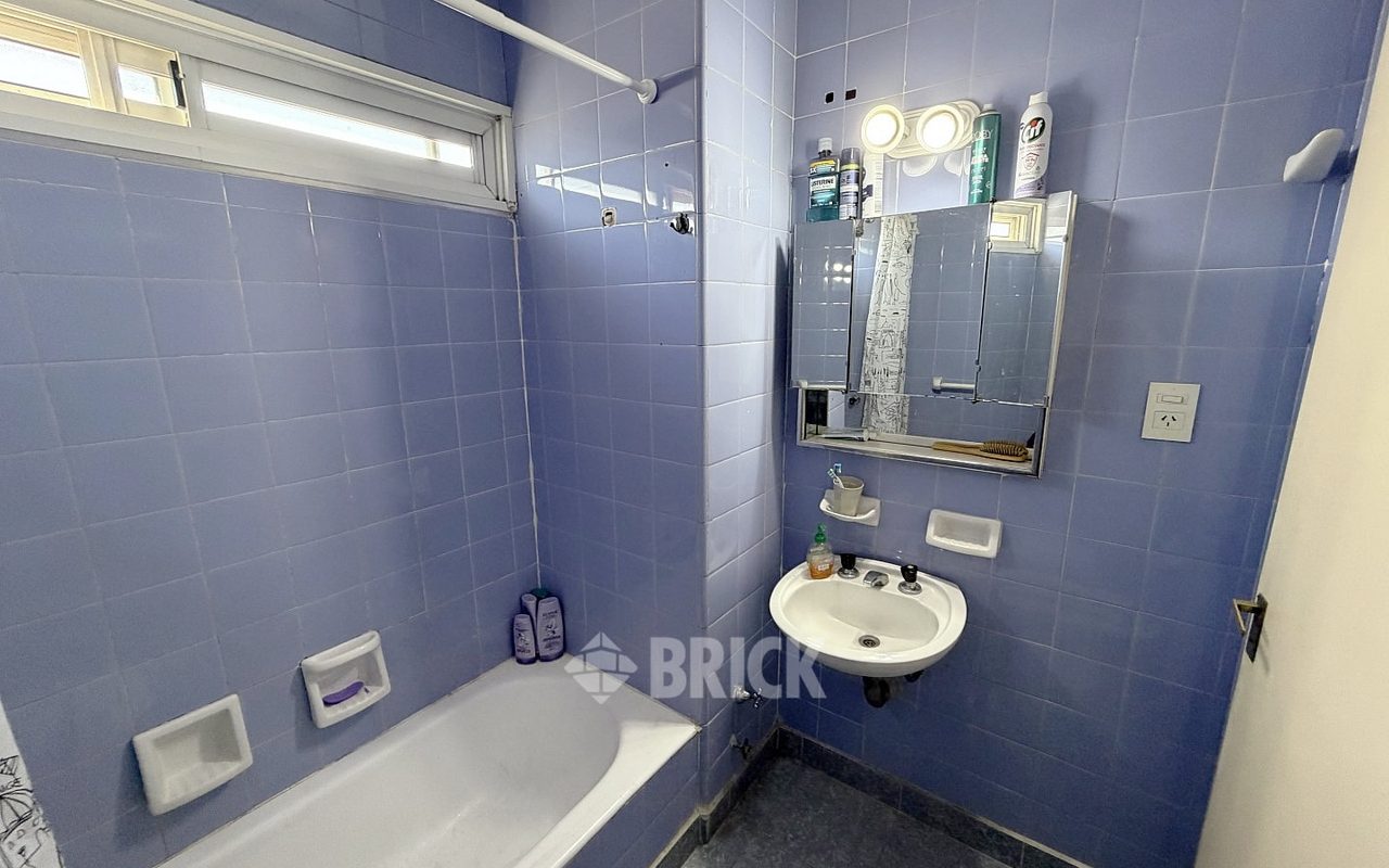 LARREA al 1000 Piso 12 14