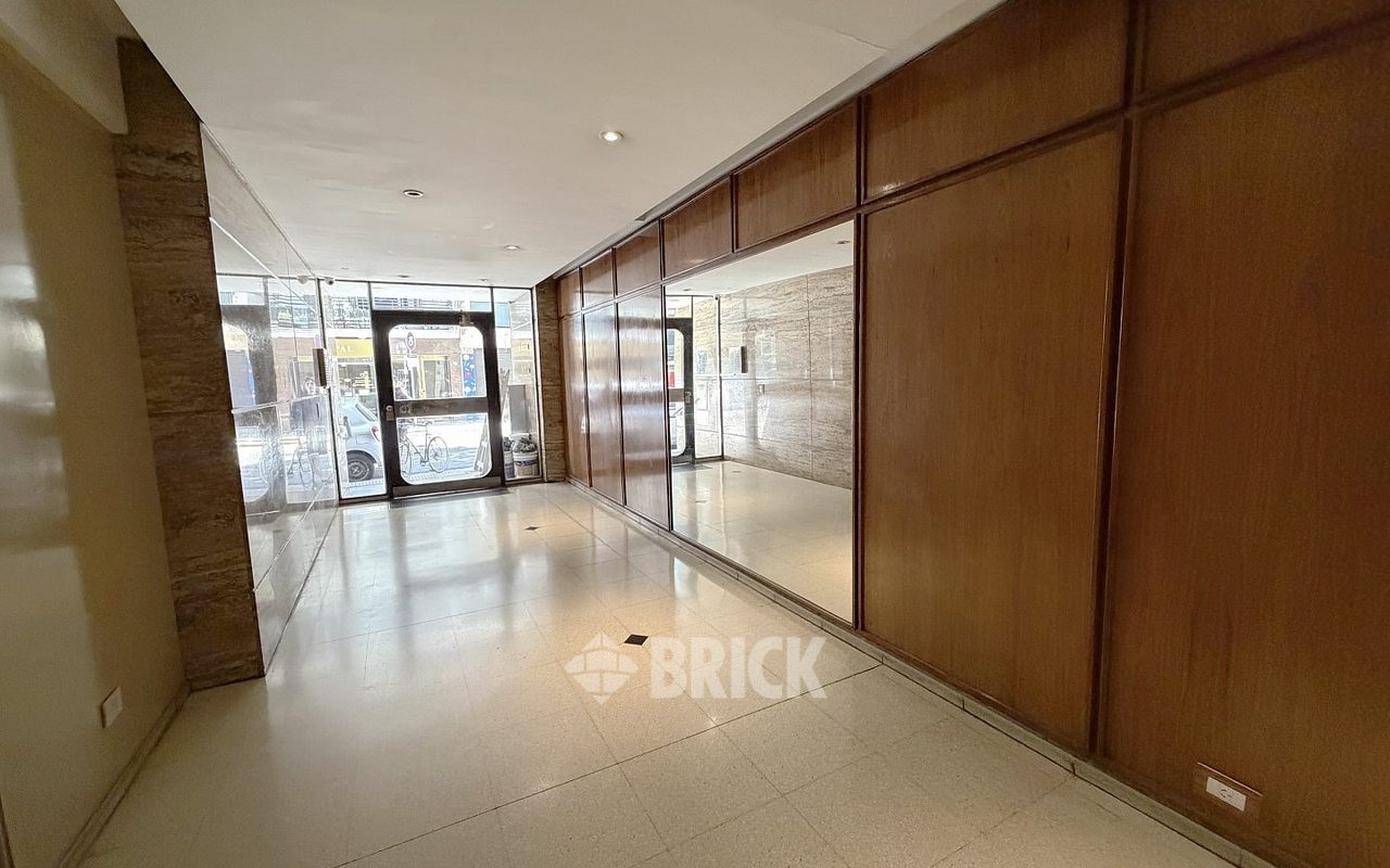 LARREA al 1000 Piso 12 20