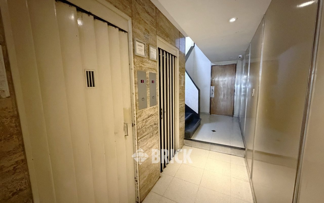 LARREA al 1000 Piso 12 22