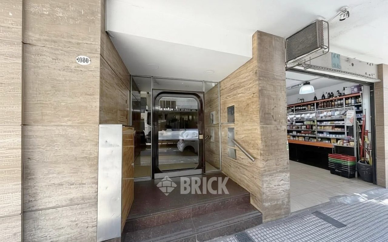 LARREA al 1000 Piso 12 23