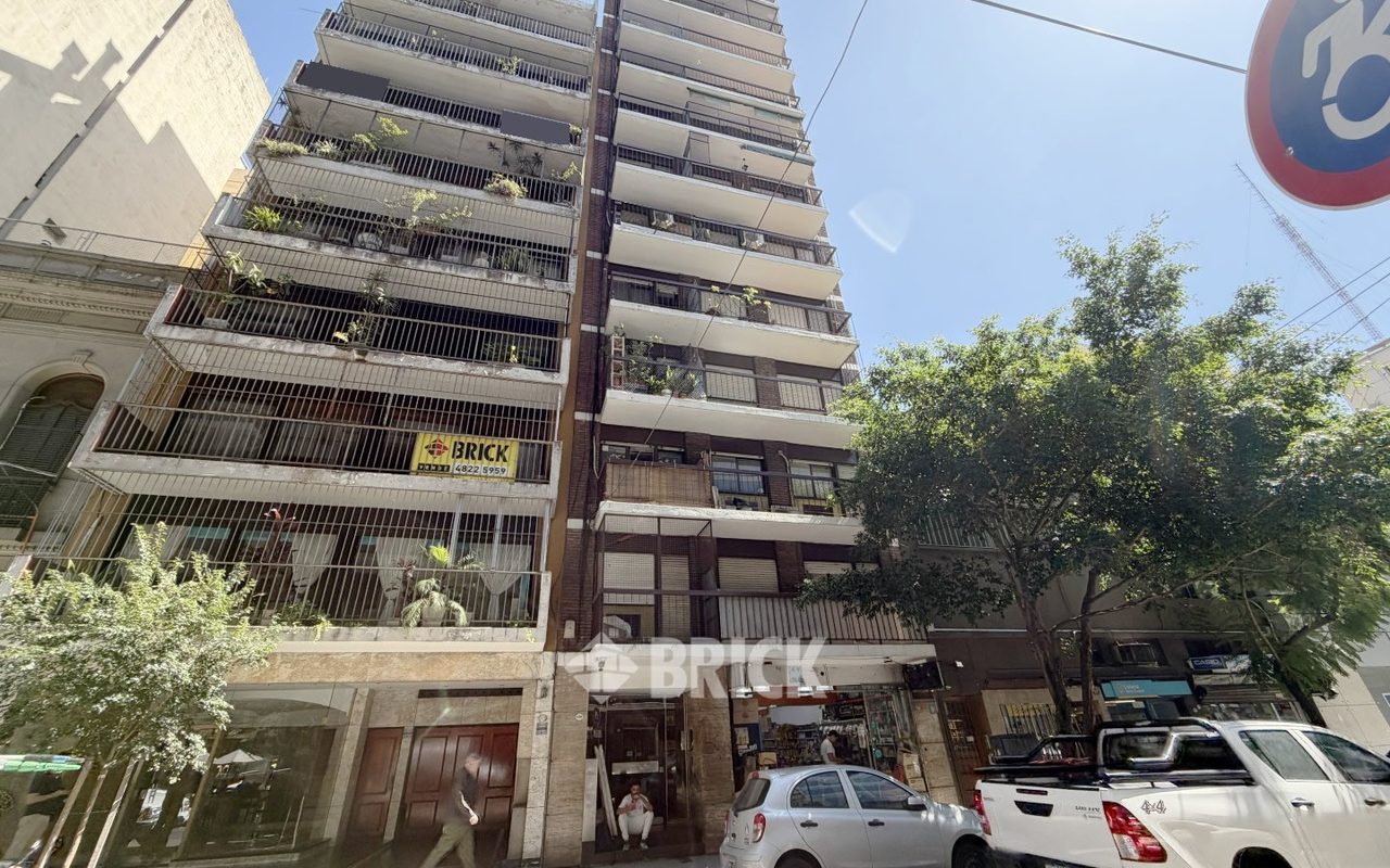 LARREA al 1000 Piso 12 24