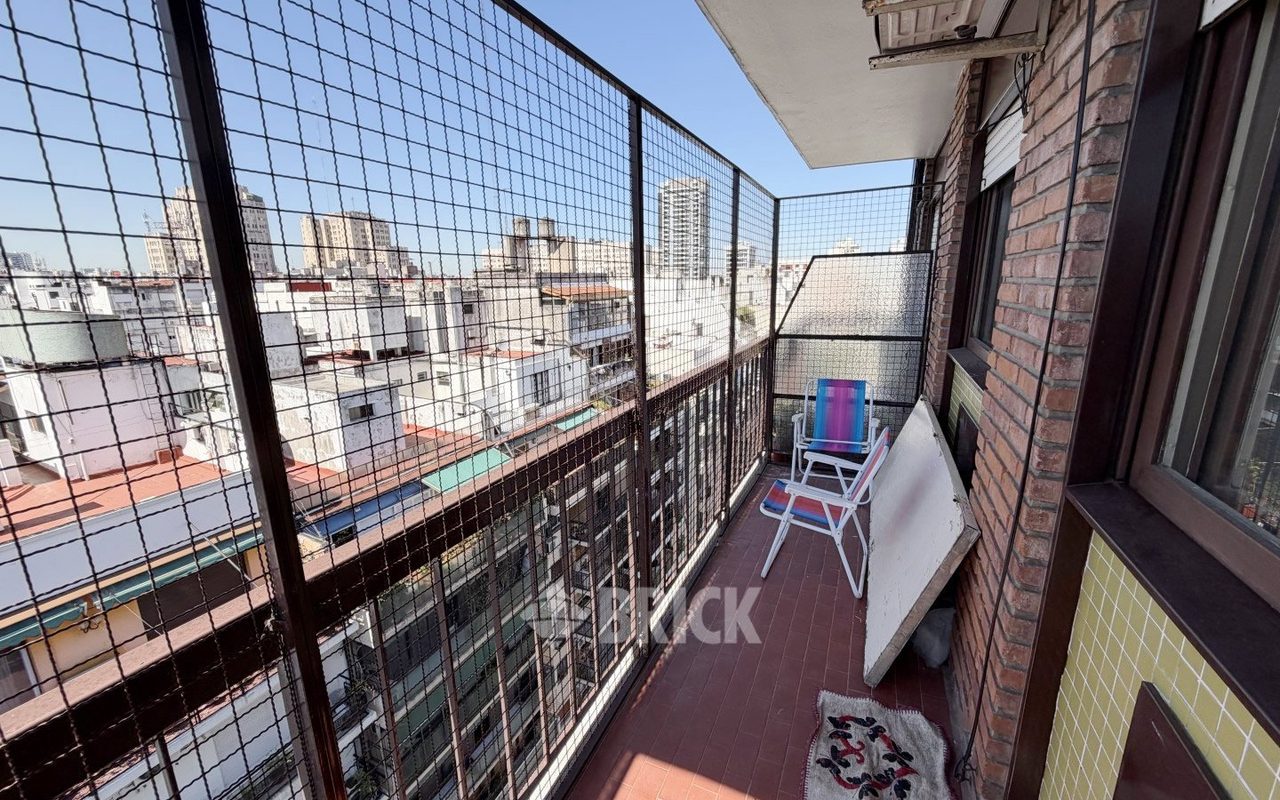 LARREA al 1000 Piso 12 9