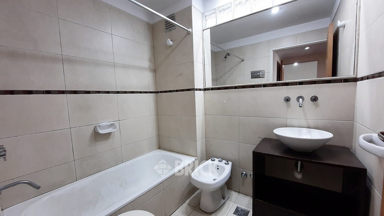 INDEPENDENCIA, AV. al 2500 Piso 7 19